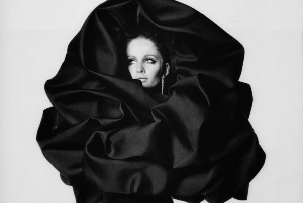 Cape Gazar Balenciaga 1967 Courtesy of Archives Balenciaga, Paris