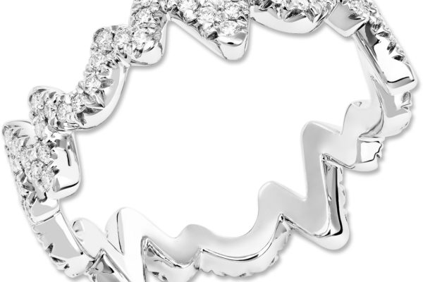 Alliance Battement de Cœur sertie de diamants ©Lorenz Bäumer