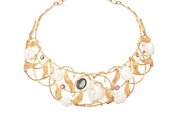 Balance necklace, sapphire, tourmaline, pearl, yellow gold 19,25 kt, Attitude Collection ©Maria João Bahia