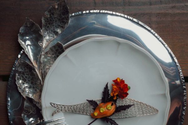 Silver plates and tableware & silver @Maria João Bahia