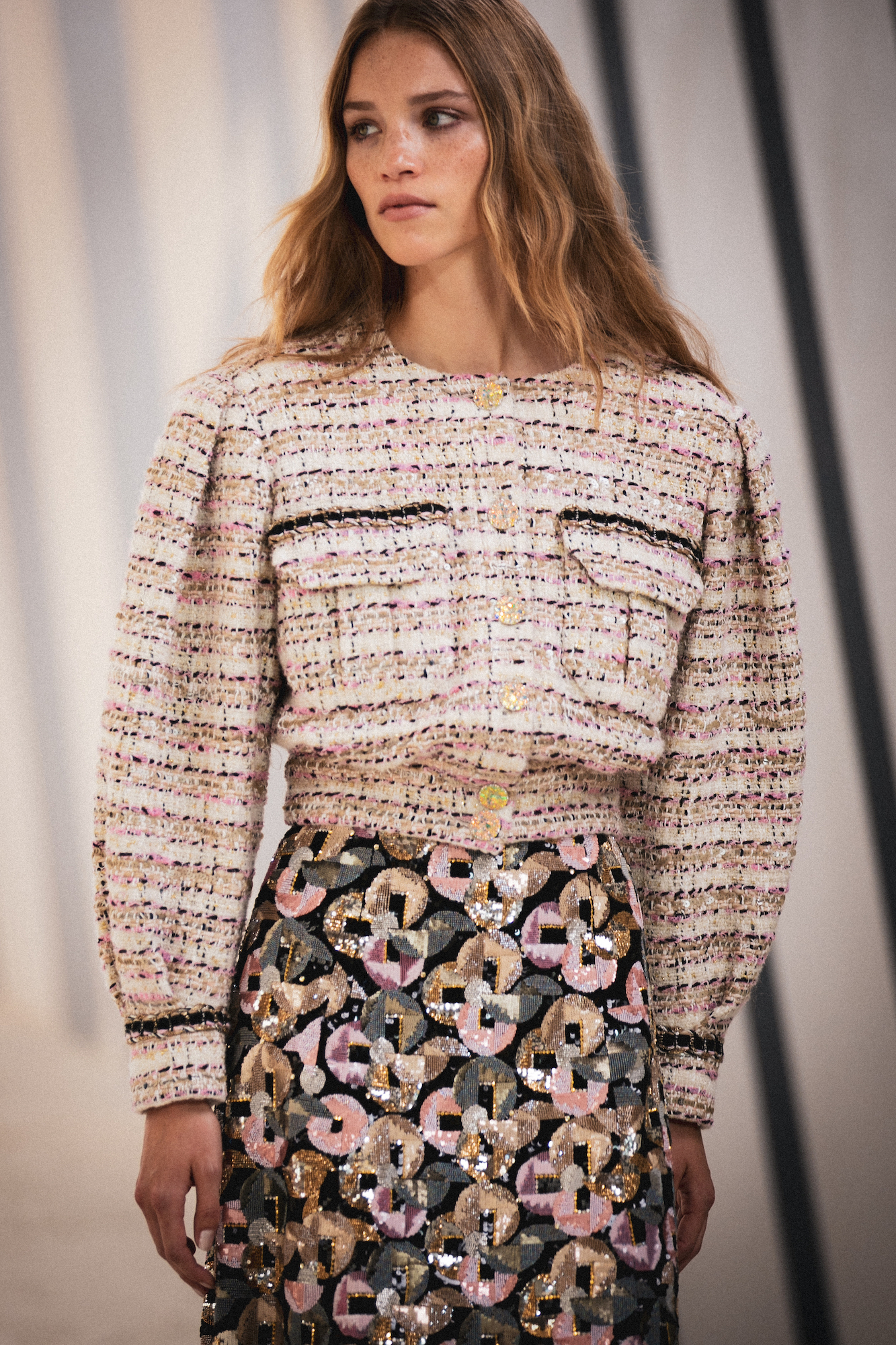 Chanel's tweed dominates FW22 ready-to-wear collection - HIGHXTAR.