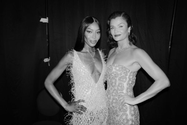 Caroline's Couture - Backstage by Greg Williams - Naomi Campbell Helena Christensen