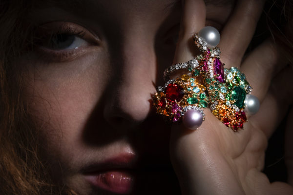 Bijoux de la marque Dior haute joaillerie photographiés par les photographes Buonomo & Cometti