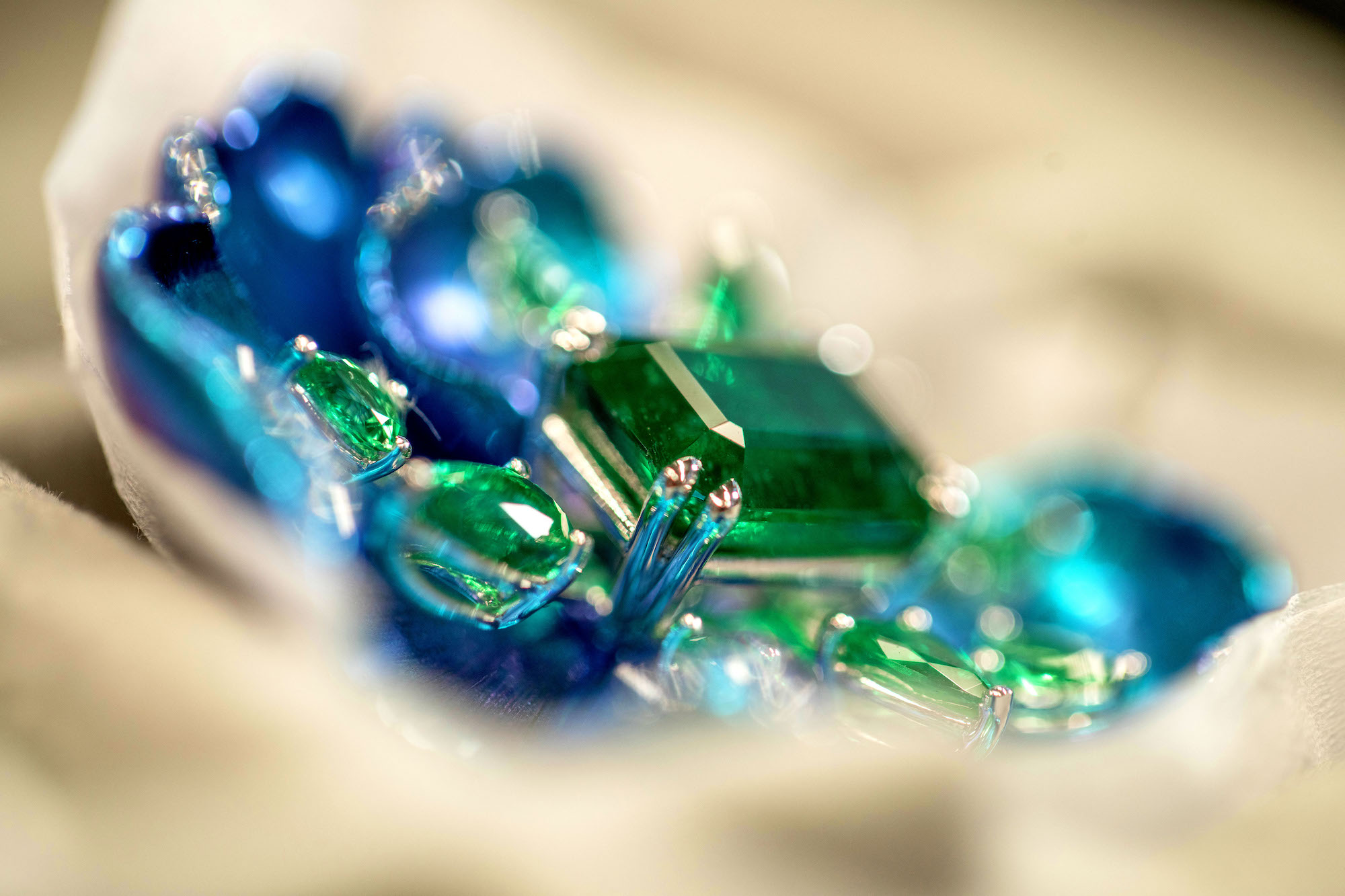 La collection Insofu de Chopard naît d’une émeraude de 6225 carats